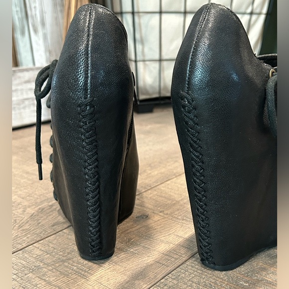 Jeffrey Campbell ‘Zup’ Wedge Bootie! Excellent Condition! - Picture 3 of 10